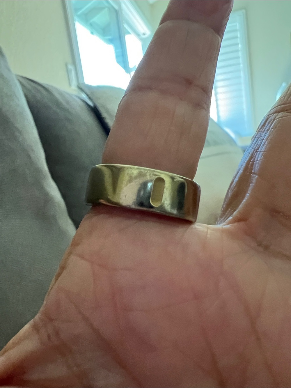 Oura Ring size 9 - Picture 5 of 5